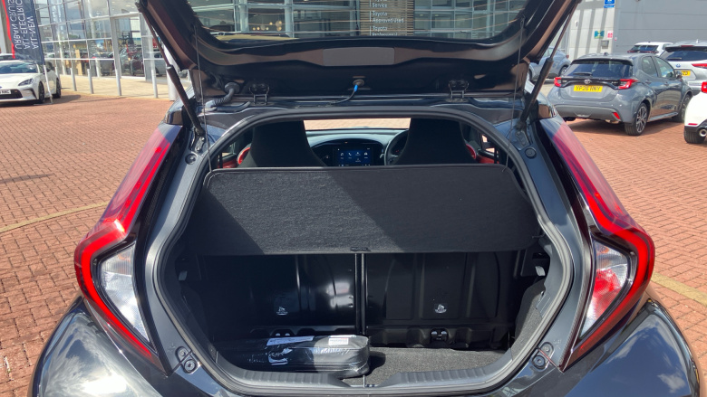 Toyota Aygo X 1.0 VVT-i Edge 5dr Petrol Hatchback